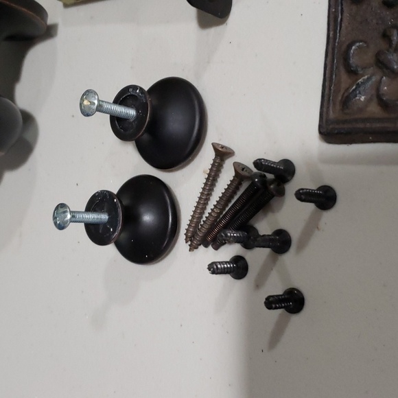 Oil Rubbed Bronze Accessories - Picture 4 of 8